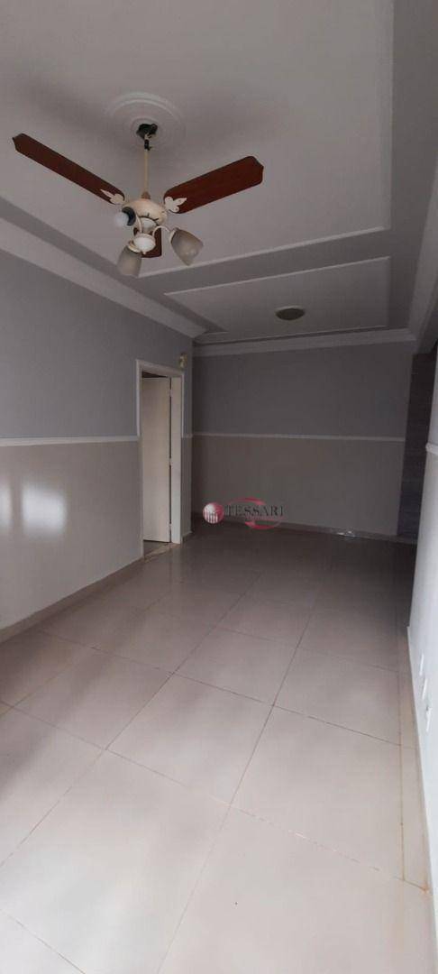 Apartamento para alugar com 3 quartos, 90m² - Foto 8