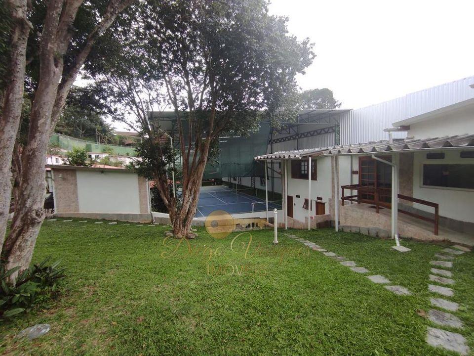 Casa à venda com 16 quartos, 1800m² - Foto 36