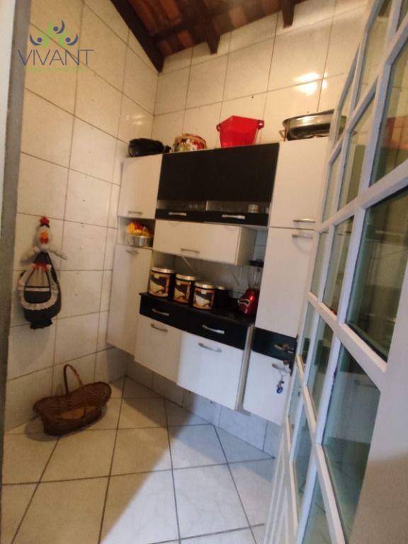 Casa à venda com 3 quartos, 198m² - Foto 23