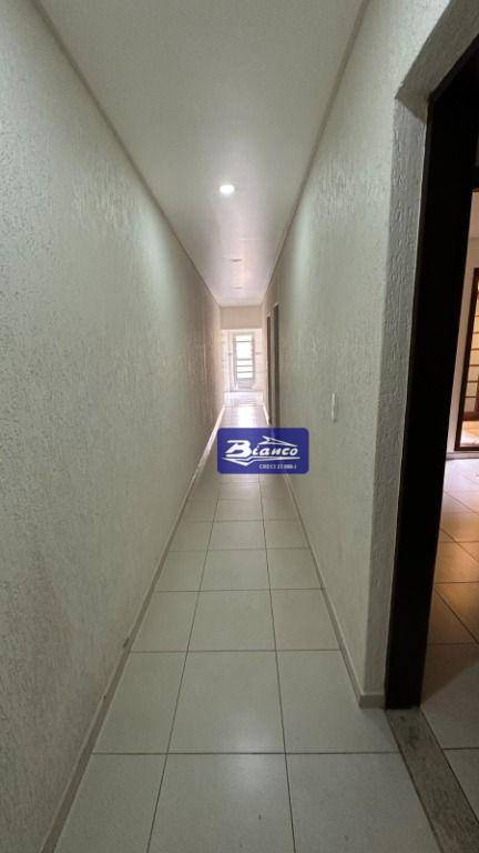 Sobrado à venda com 3 quartos, 150m² - Foto 13