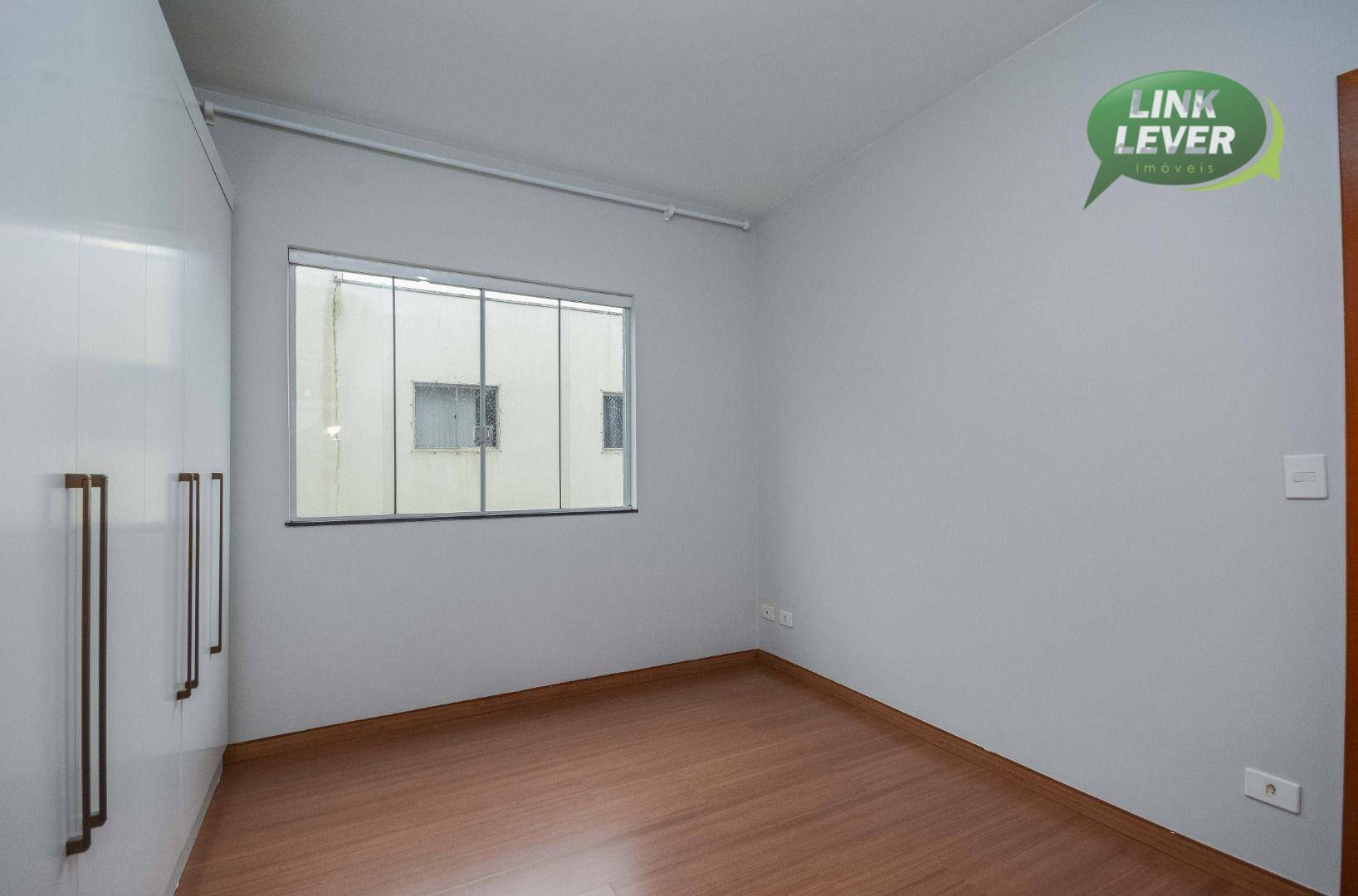 Apartamento para alugar com 2 quartos, 64m² - Foto 35