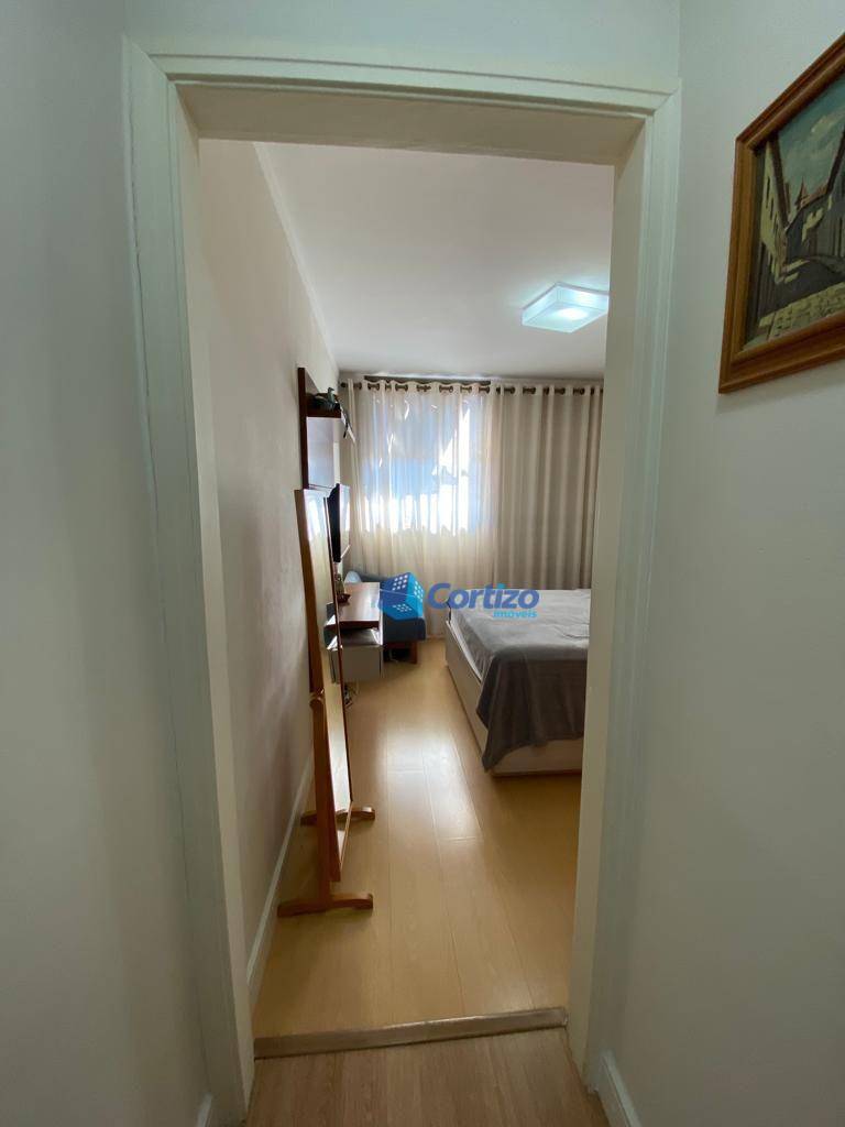 Apartamento à venda com 2 quartos, 104m² - Foto 10