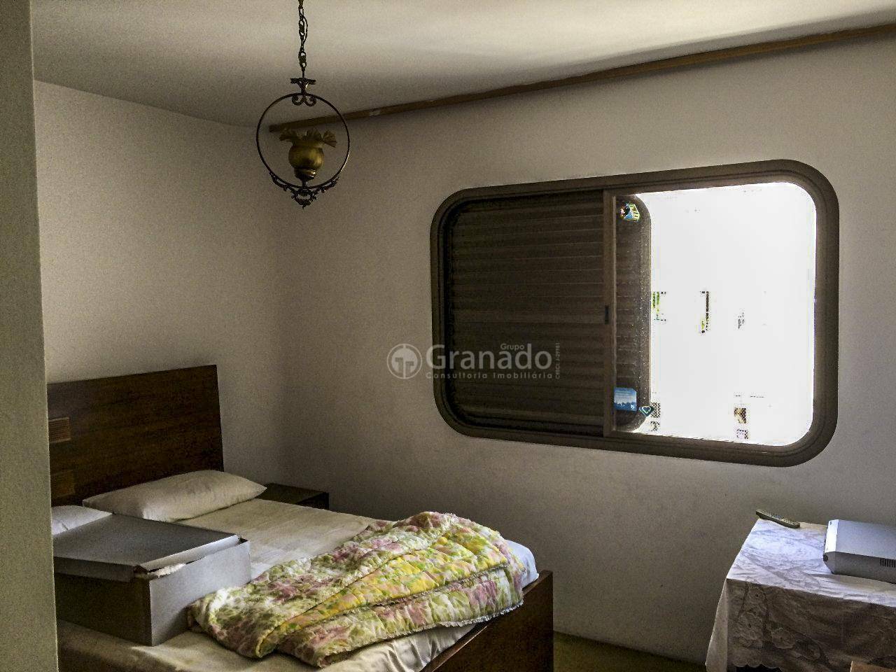 Apartamento à venda com 4 quartos, 210m² - Foto 20