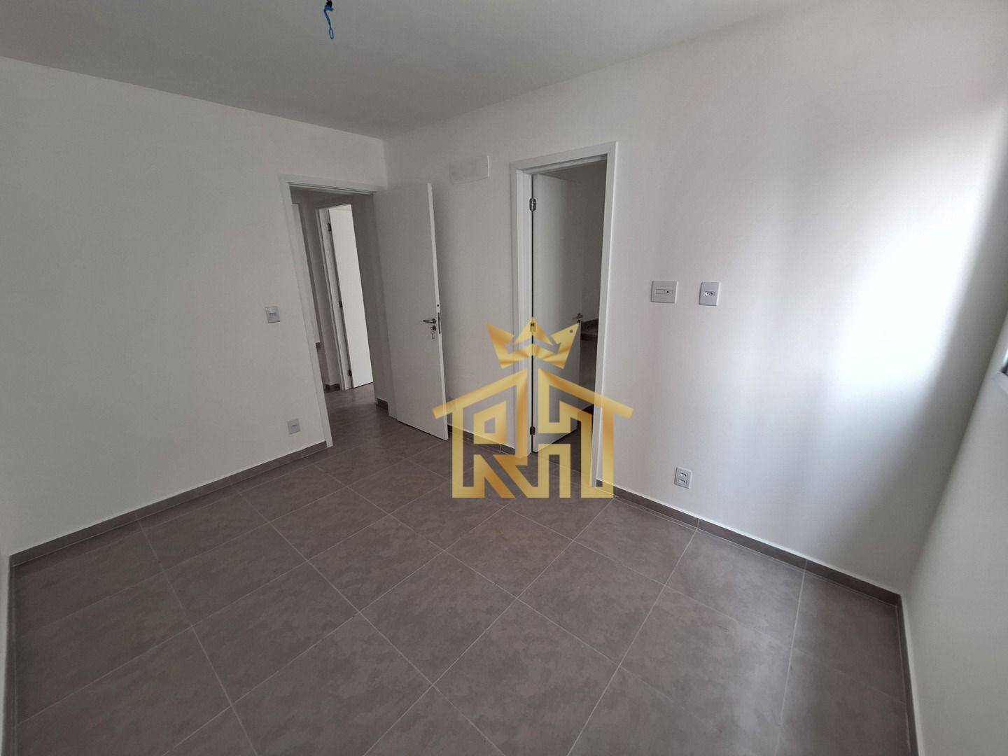 Apartamento à venda com 2 quartos, 76m² - Foto 12