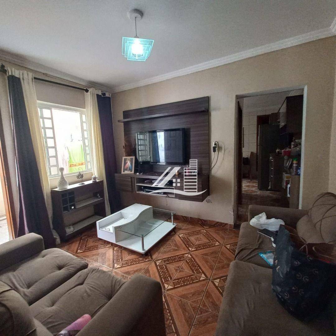 Sobrado à venda com 3 quartos, 100m² - Foto 1