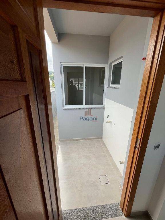 Casa à venda com 2 quartos, 50m² - Foto 14