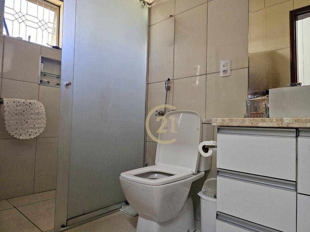 Sobrado à venda com 4 quartos, 220m² - Foto 13