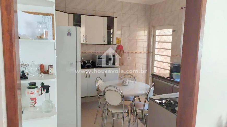 Sobrado à venda com 3 quartos, 110m² - Foto 3