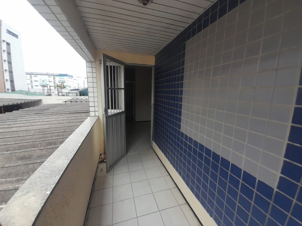 Apartamento para alugar com 3 quartos, 95m² - Foto 30