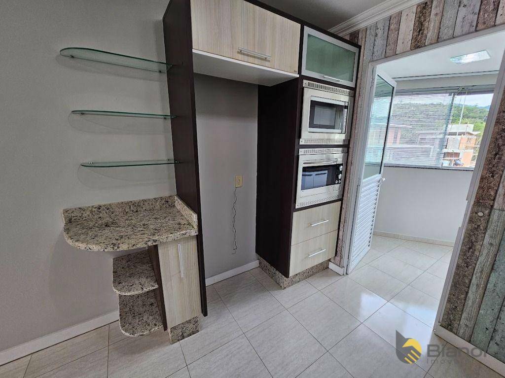 Apartamento para alugar com 3 quartos, 83m² - Foto 7