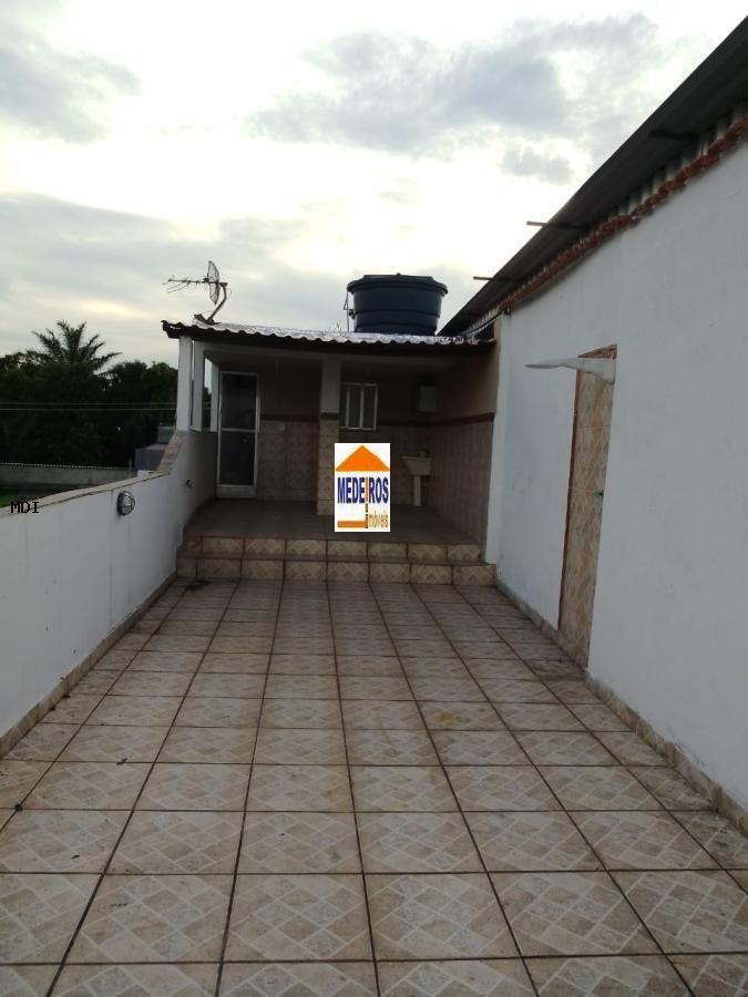 Casa à venda com 2 quartos, 90m² - Foto 1