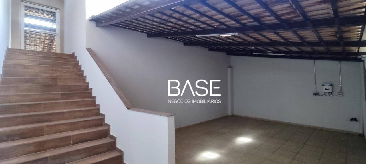 Casa, 3 quartos, 190 m² - Foto 2