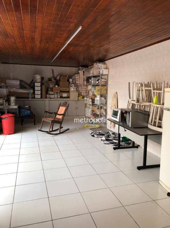 Sobrado à venda com 3 quartos, 300m² - Foto 13