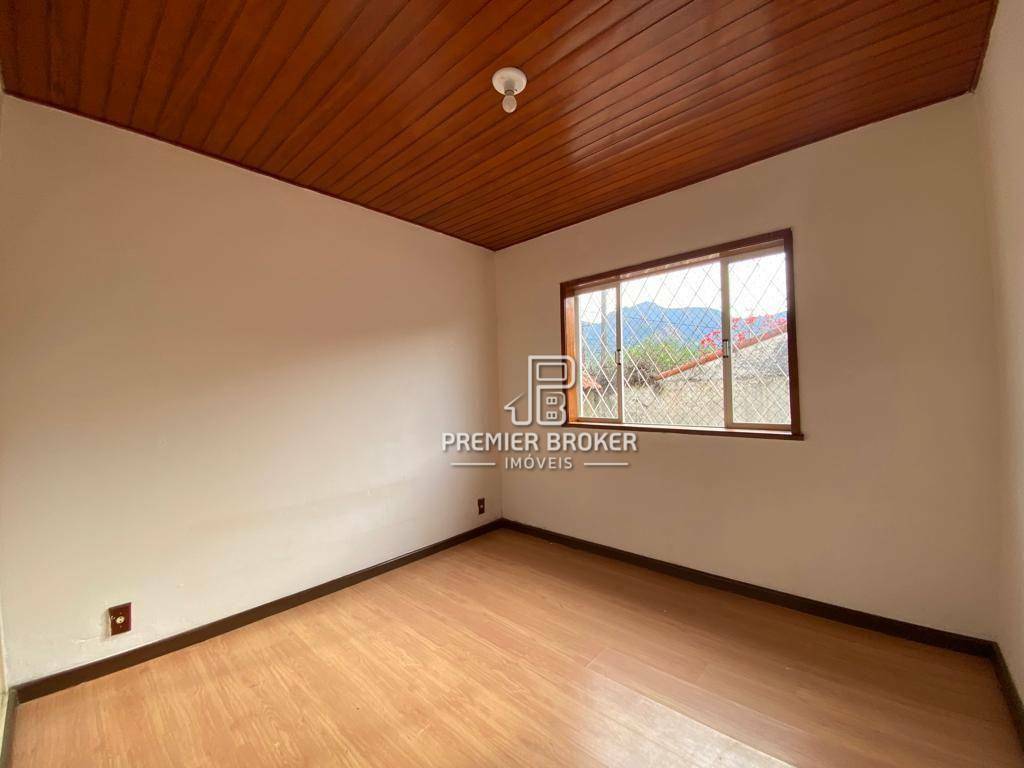 Casa à venda com 3 quartos, 144m² - Foto 18