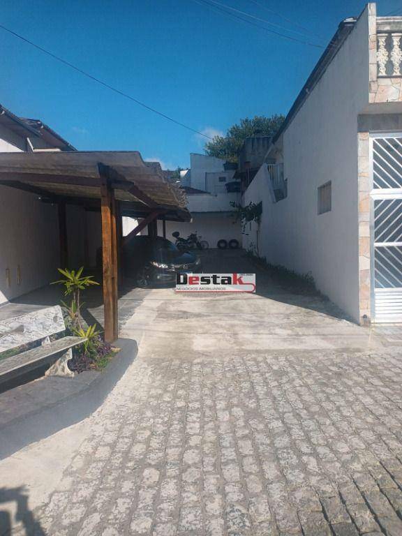 Sobrado para alugar com 3 quartos, 320m² - Foto 23