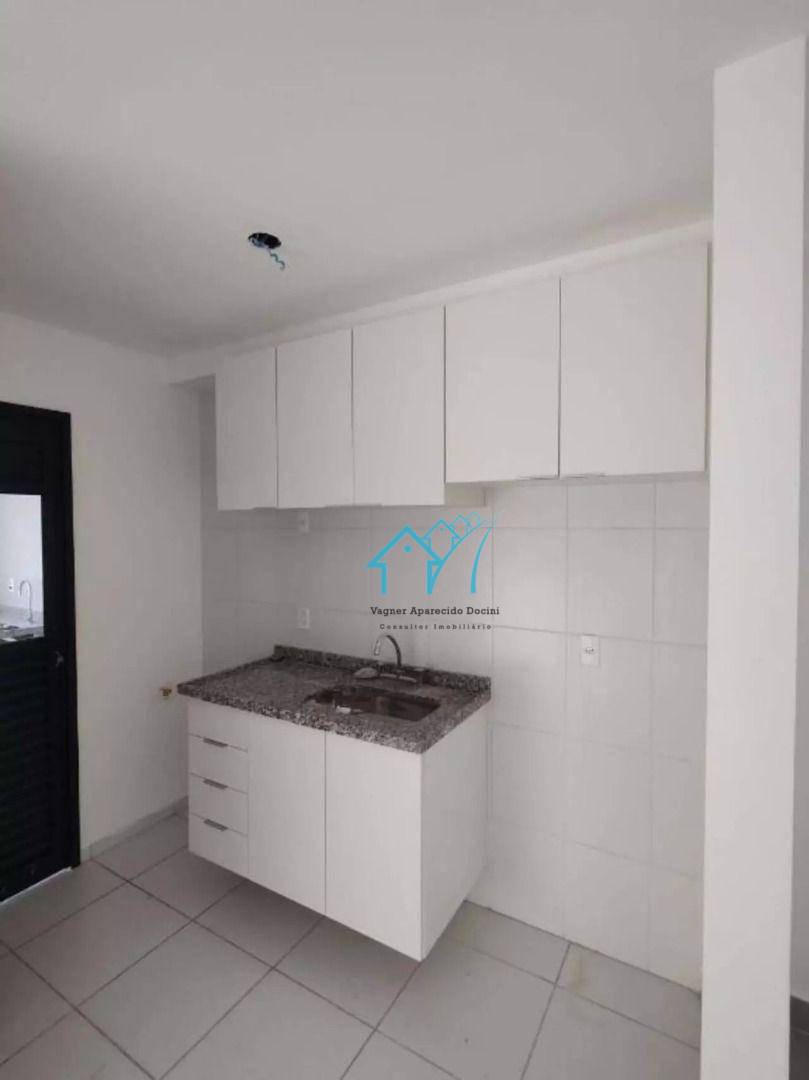 Apartamento para alugar com 2 quartos, 57m² - Foto 6