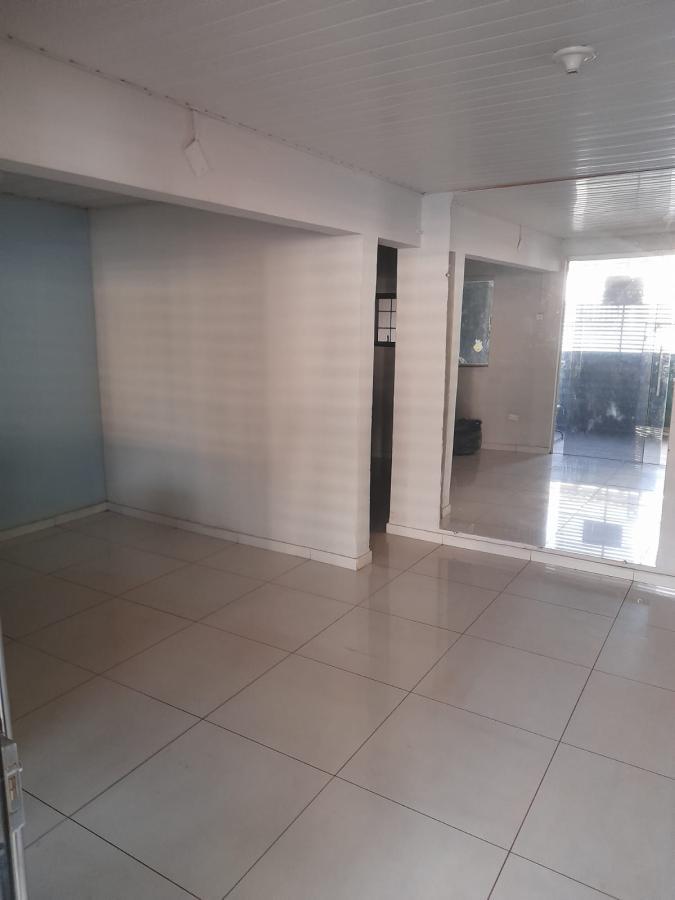 Casa à venda com 3 quartos, 200m² - Foto 6