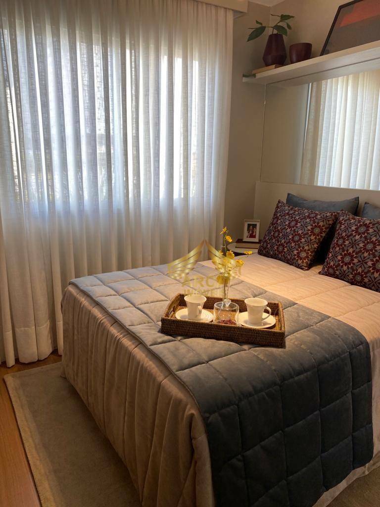 Apartamento à venda com 2 quartos, 42m² - Foto 10