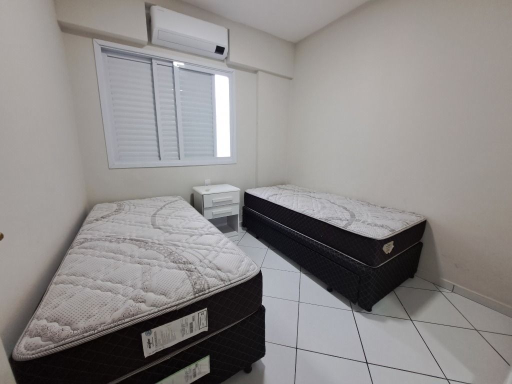 Apartamento à venda com 3 quartos, 105m² - Foto 9