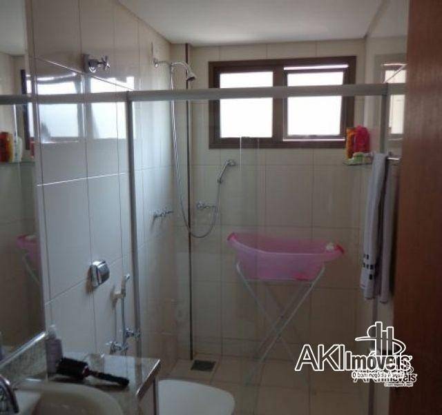 Apartamento à venda com 3 quartos, 180m² - Foto 10