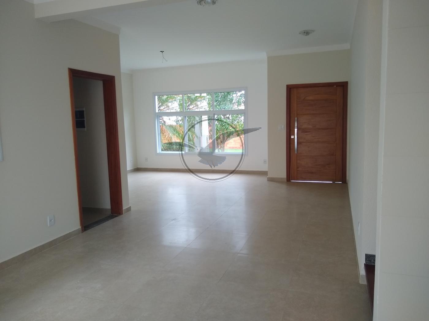 Casa de Condomínio à venda com 3 quartos, 300m² - Foto 2