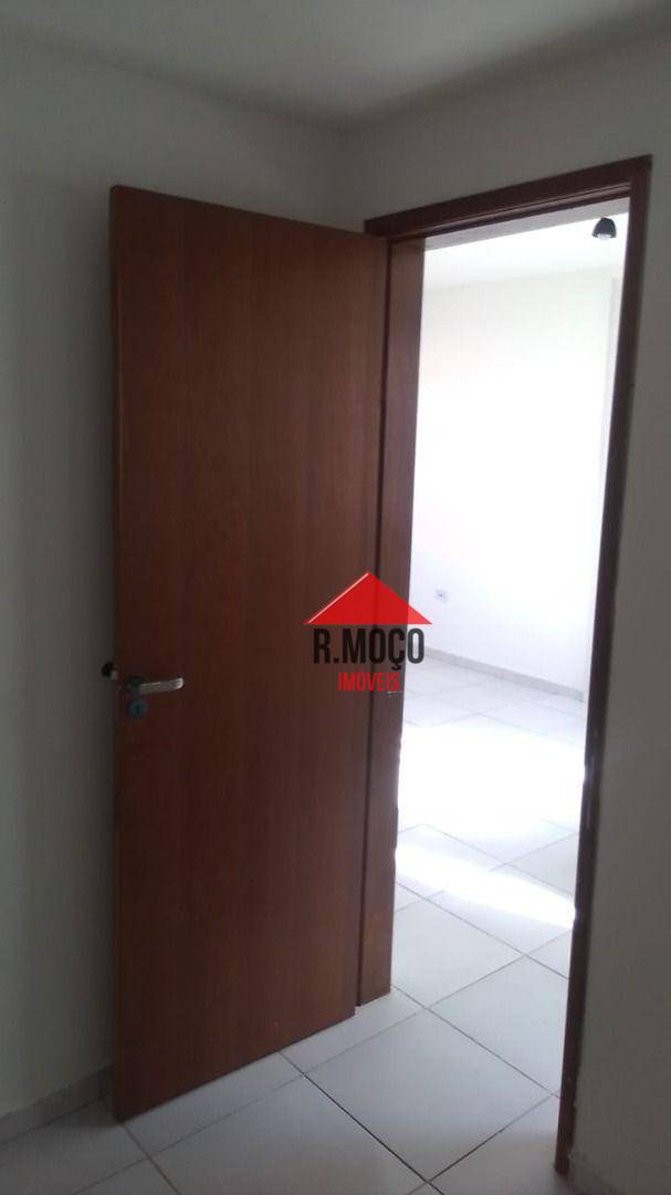 Apartamento à venda com 2 quartos, 42m² - Foto 13