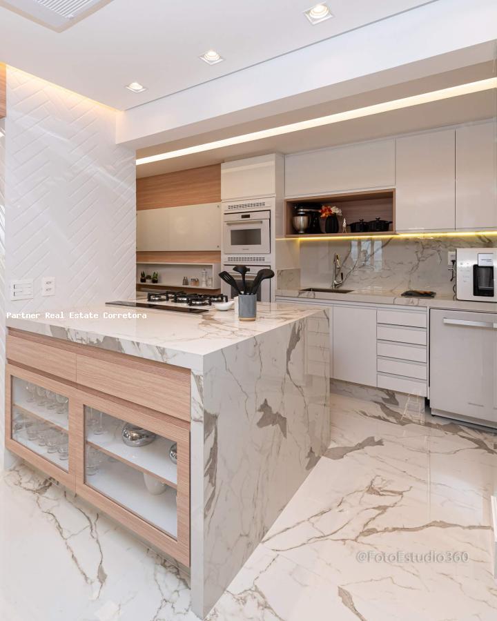 Cobertura à venda com 3 quartos, 176m² - Foto 8