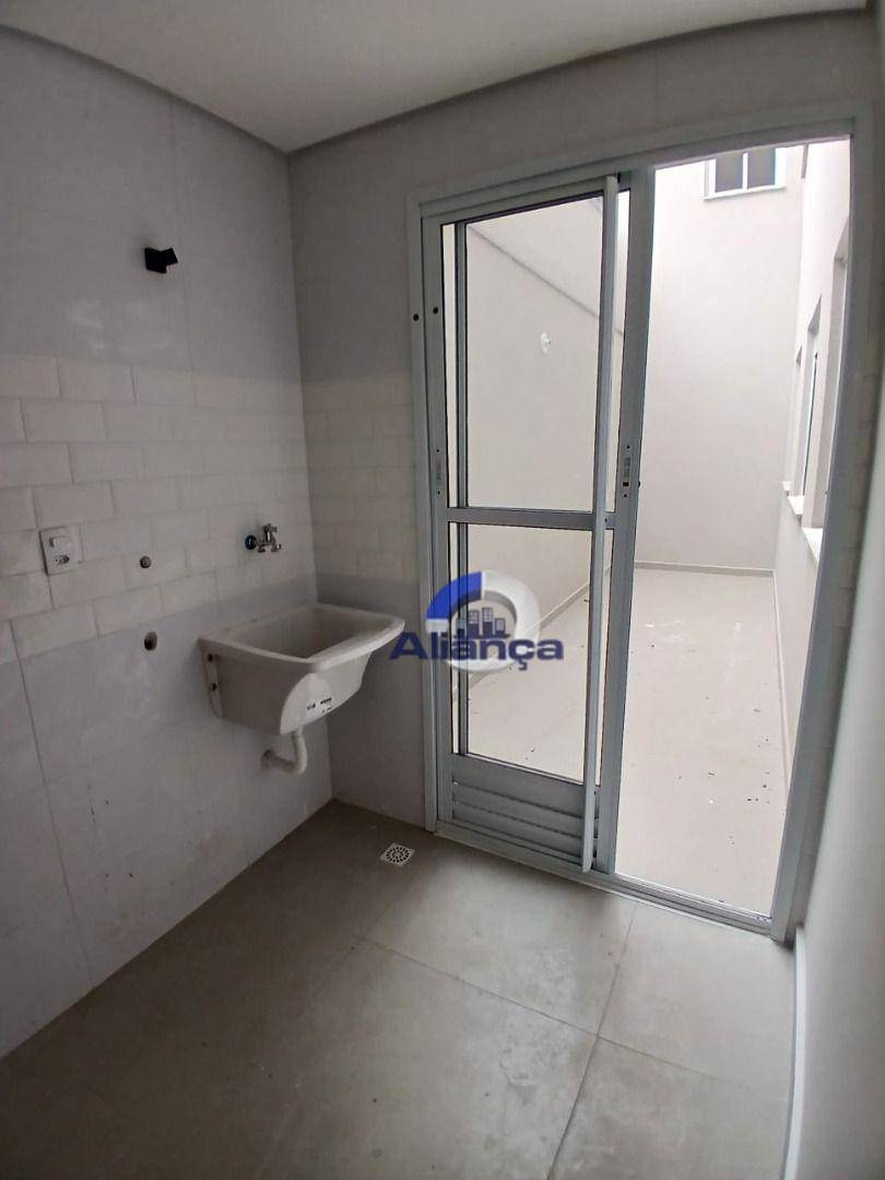 Apartamento para alugar com 3 quartos, 50m² - Foto 6