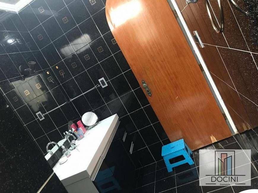 Sobrado à venda com 4 quartos, 420M2 - Foto 10