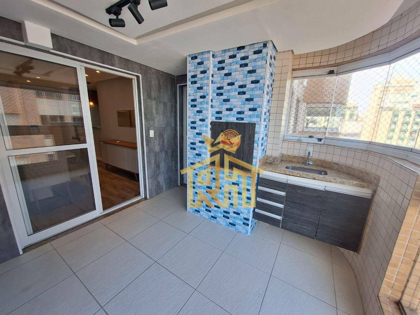 Apartamento à venda com 3 quartos, 121m² - Foto 2