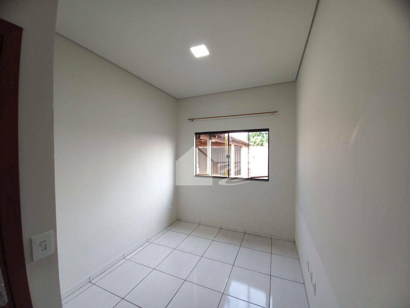 Casa à venda com 2 quartos, 55m² - Foto 5