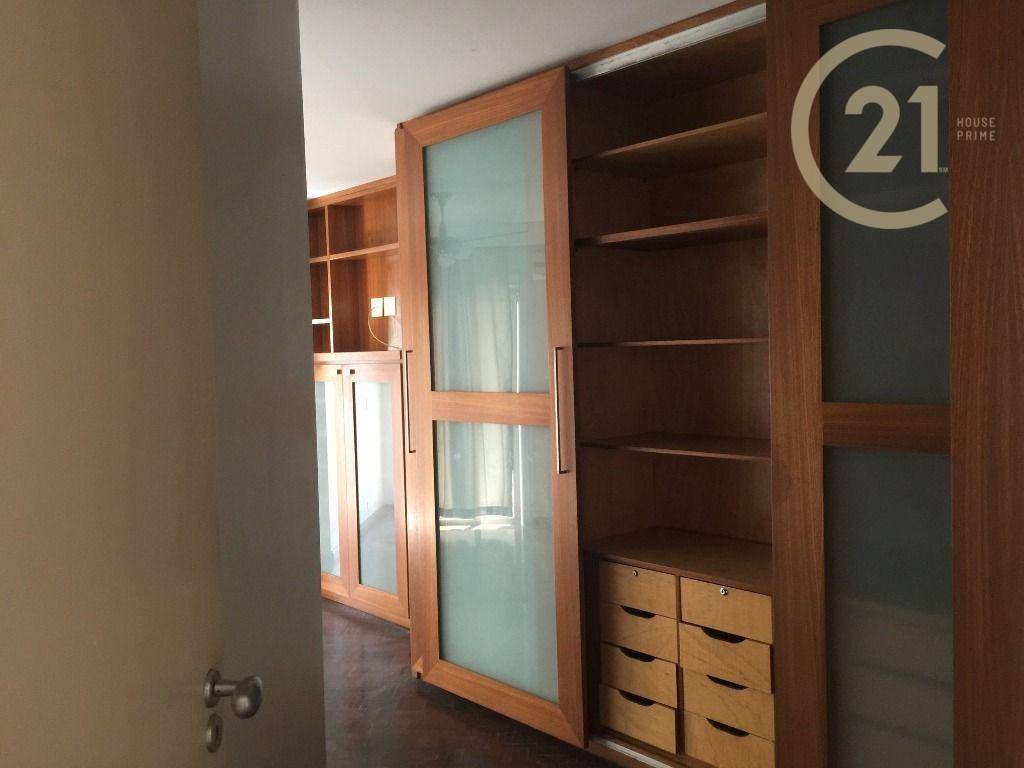 Apartamento para alugar com 3 quartos, 204m² - Foto 25