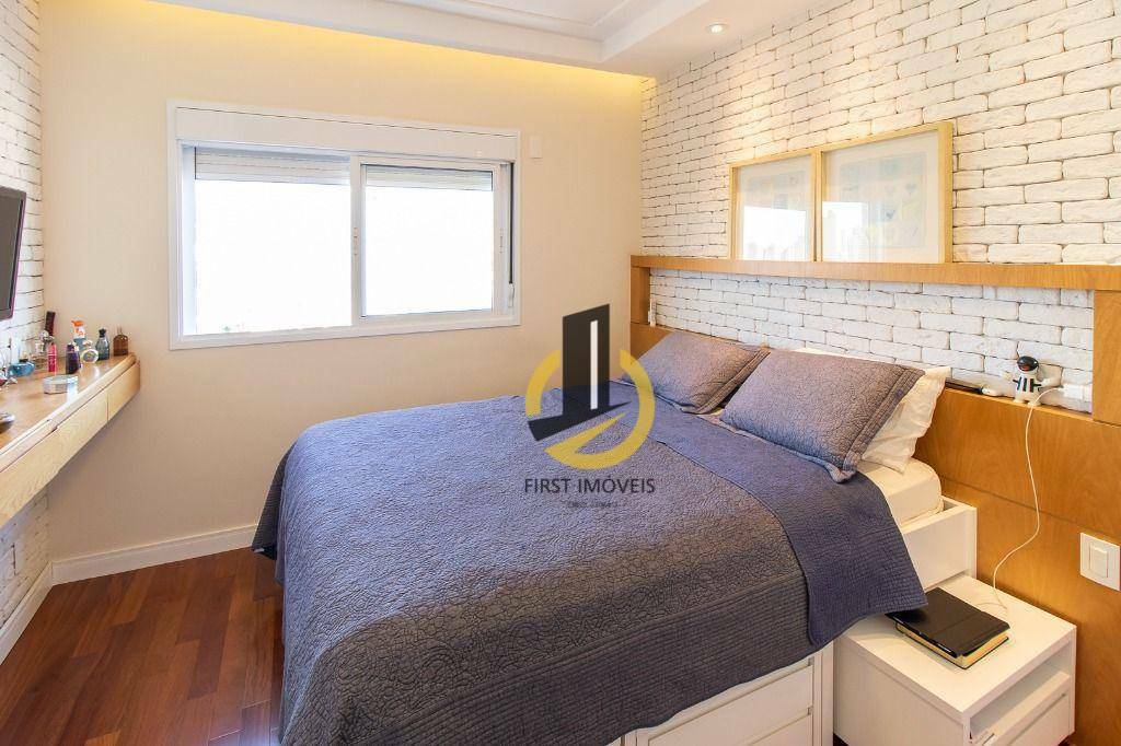 Apartamento à venda com 4 quartos, 215m² - Foto 22