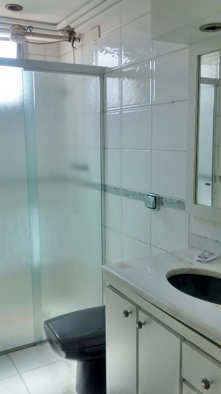 Apartamento para alugar com 3 quartos, 100m² - Foto 7