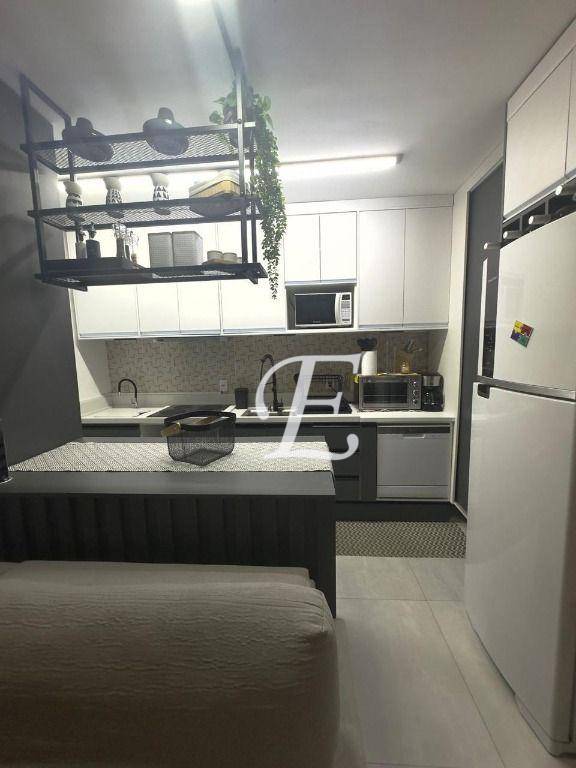 Apartamento à venda com 2 quartos, 42m² - Foto 8