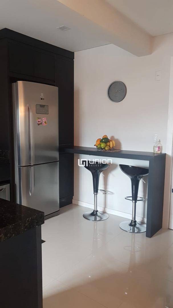 Apartamento à venda com 2 quartos, 72m² - Foto 7