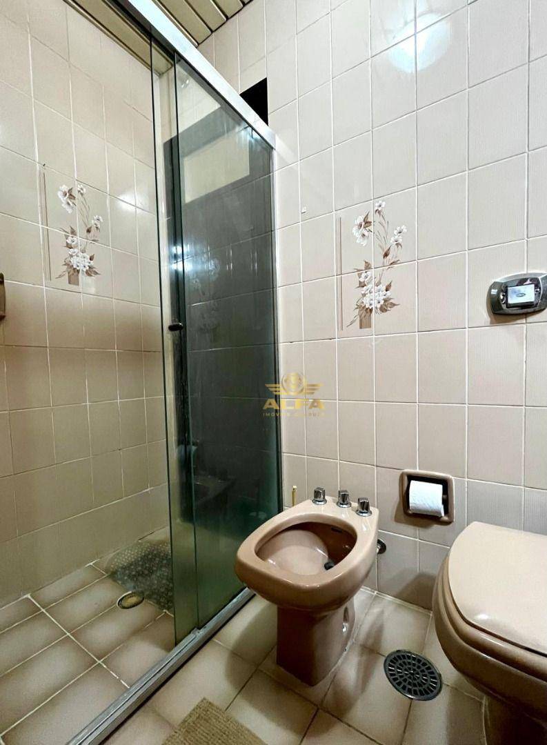 Apartamento à venda com 3 quartos, 136m² - Foto 22