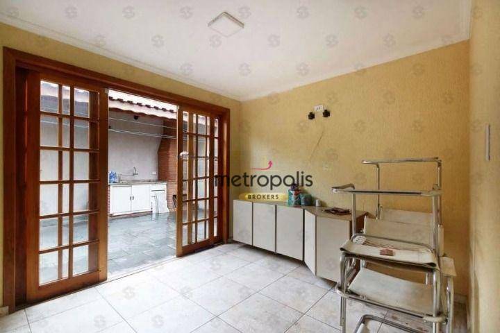 Sobrado à venda com 2 quartos, 250m² - Foto 9