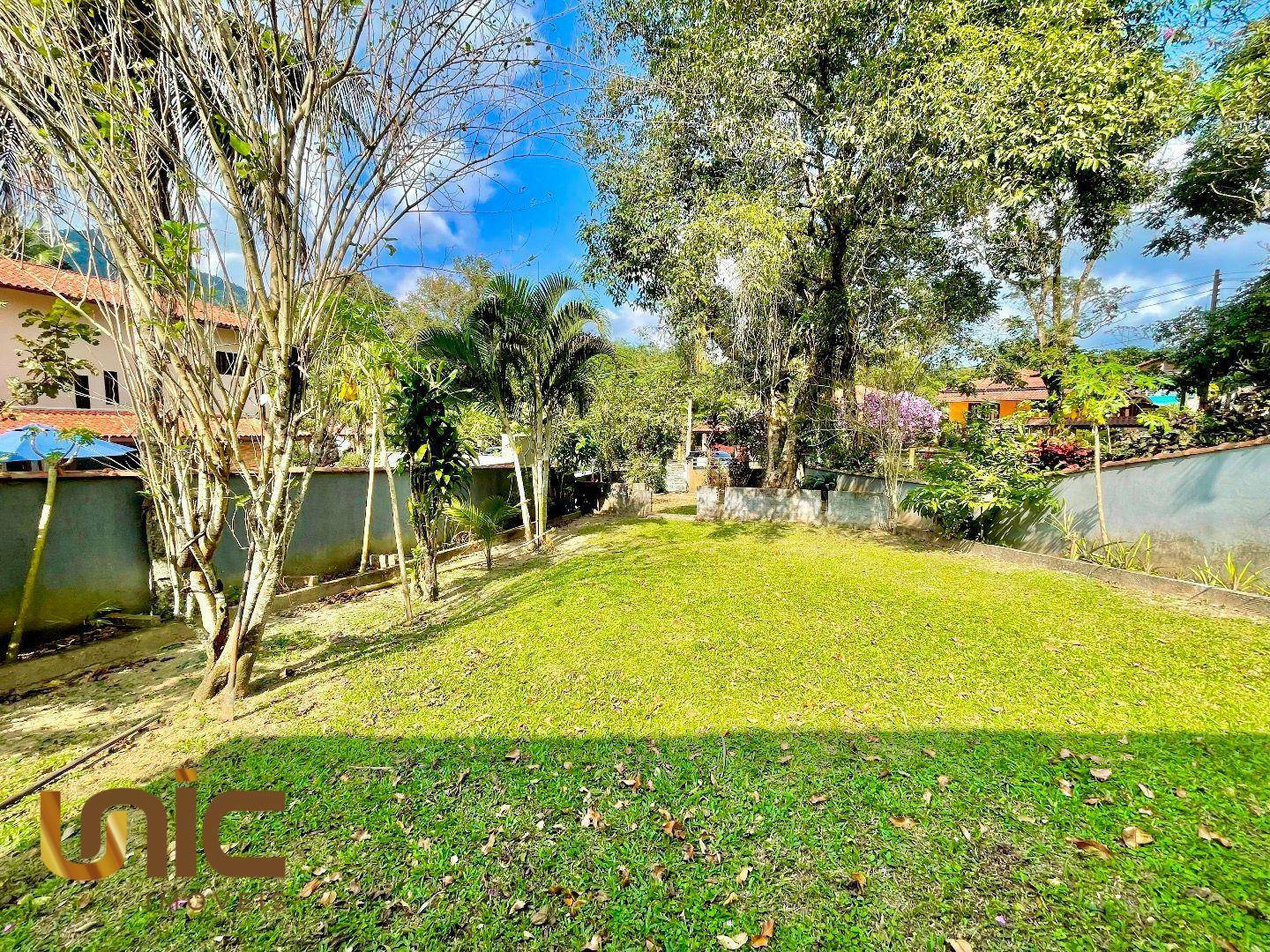 Casa de Condomínio à venda com 3 quartos, 220m² - Foto 31