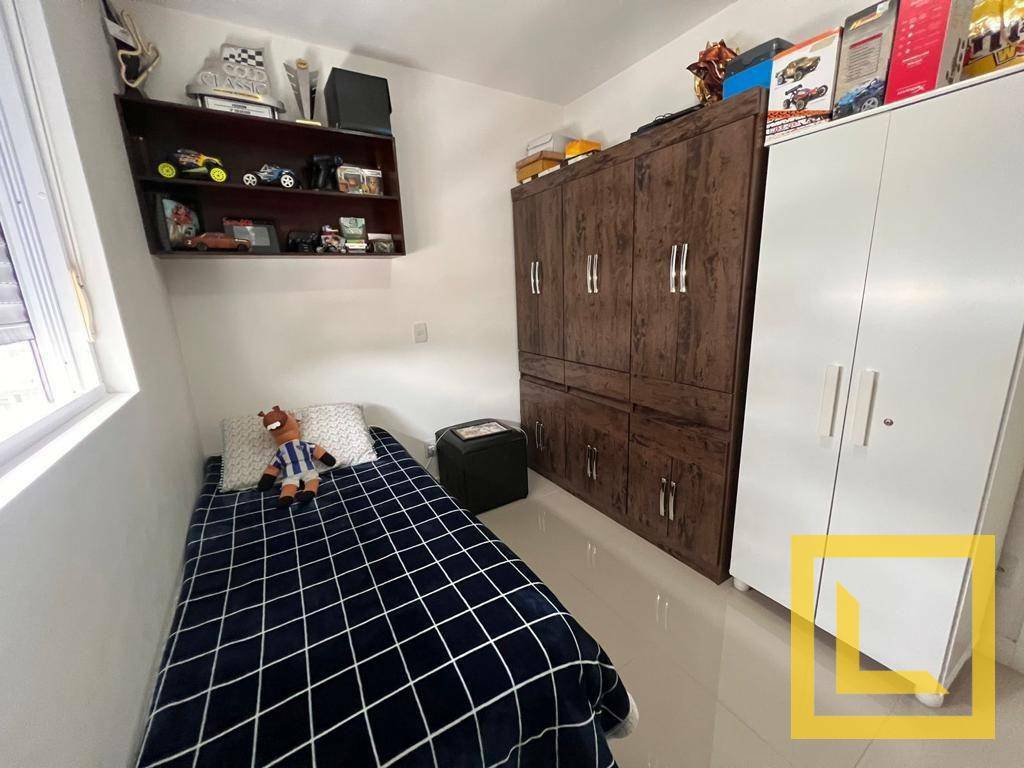 Apartamento à venda com 3 quartos, 95m² - Foto 4