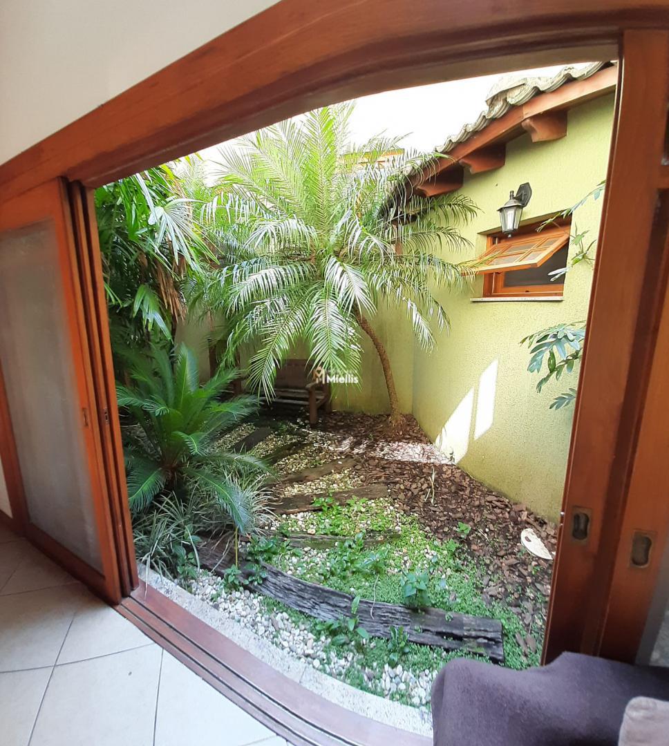 Casa de Condomínio à venda com 3 quartos, 400m² - Foto 10