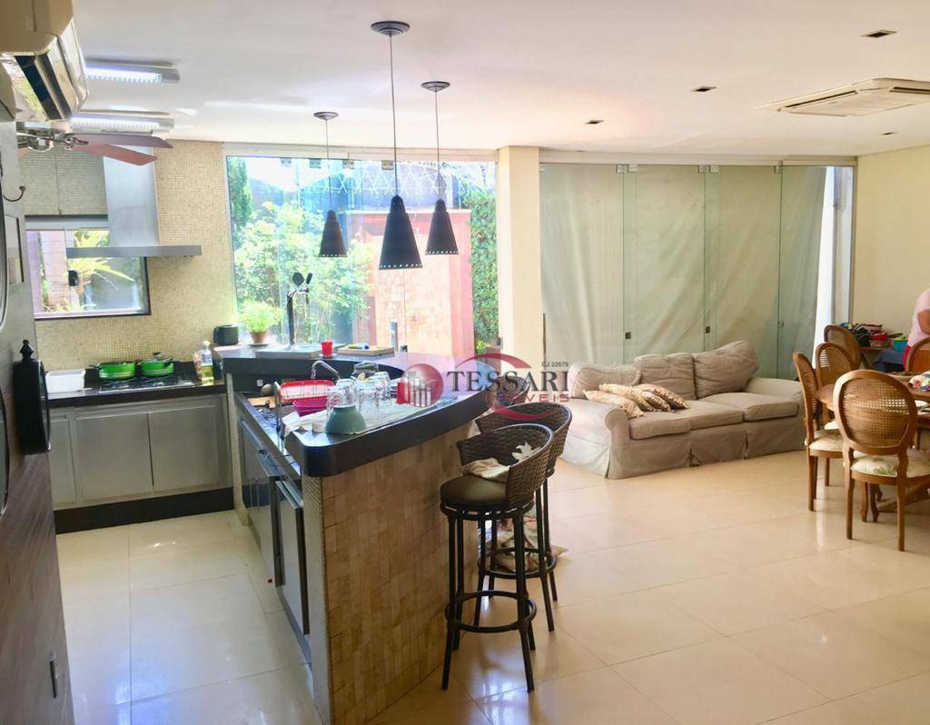 Casa à venda com 3 quartos, 170m² - Foto 10