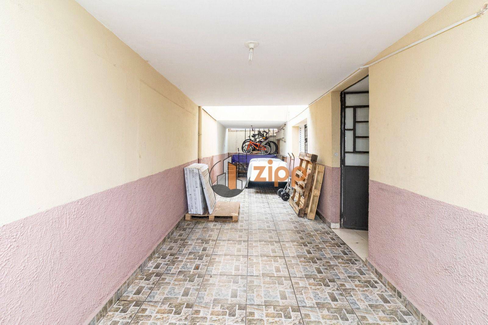 Casa à venda com 2 quartos, 179m² - Foto 2