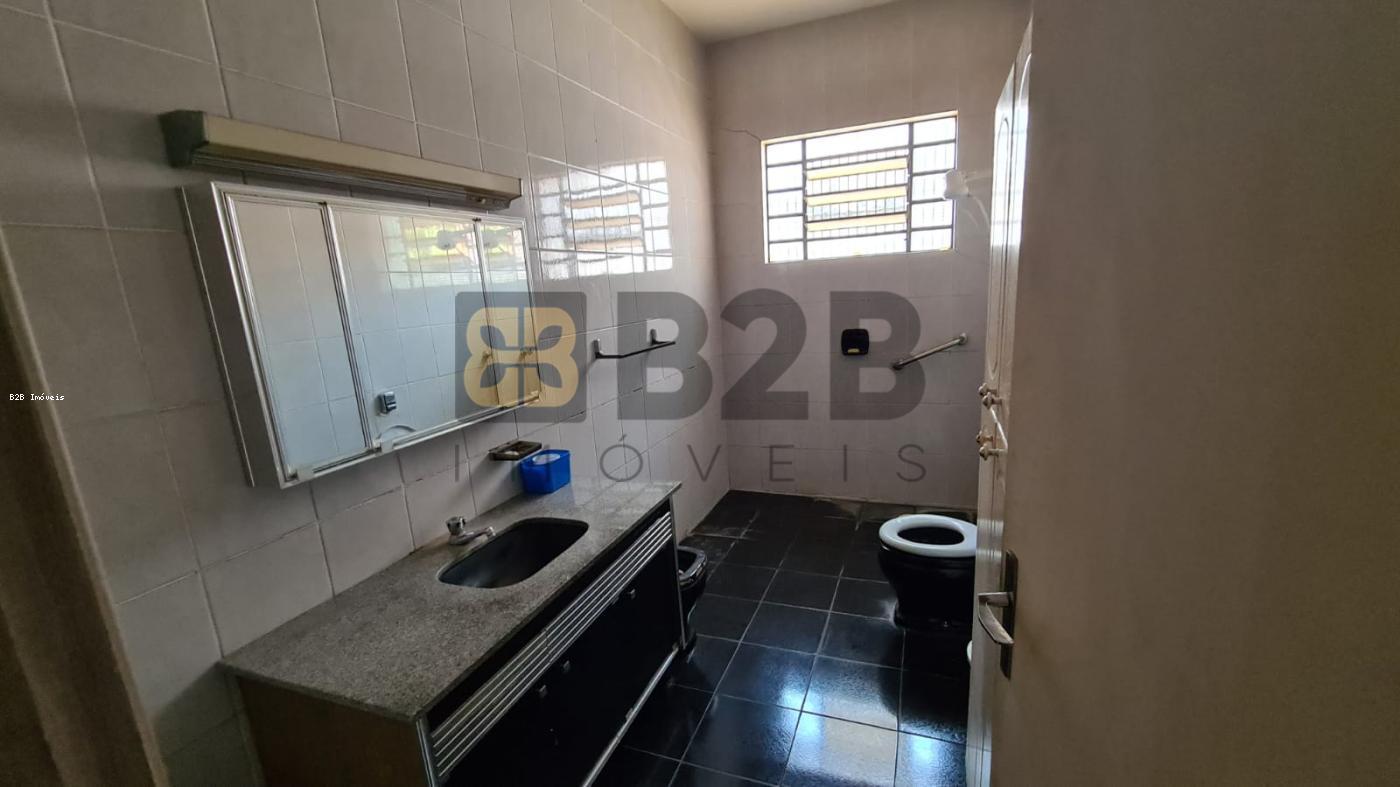 Casa à venda com 3 quartos, 560m² - Foto 22