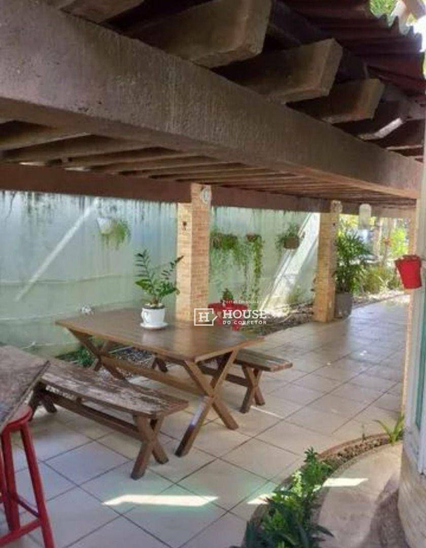 Casa de Condomínio à venda com 3 quartos, 360m² - Foto 13