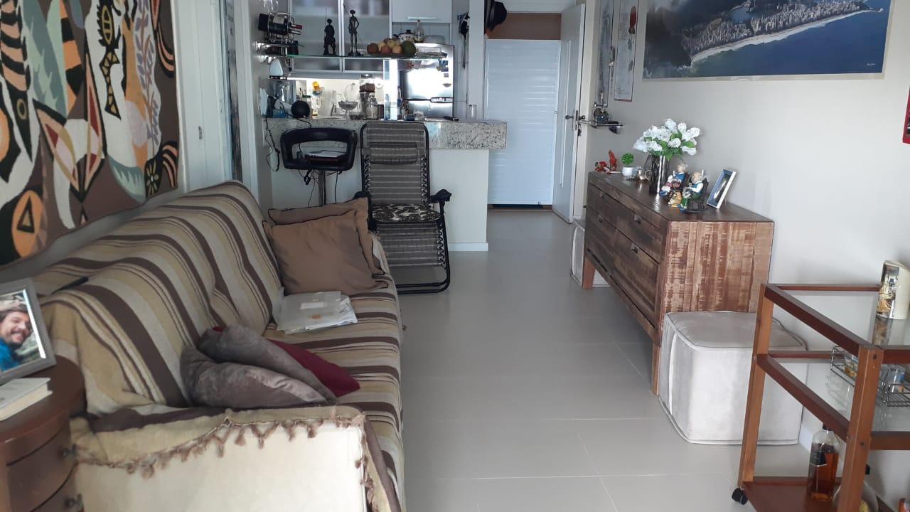 Apartamento à venda com 1 quarto, 65m² - Foto 16