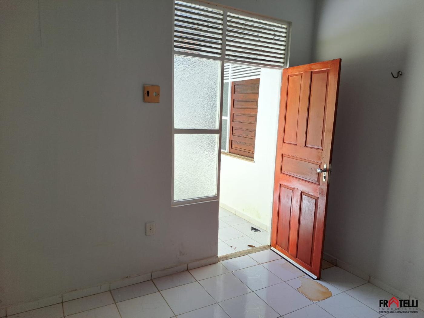 Casa à venda com 4 quartos, 140m² - Foto 12