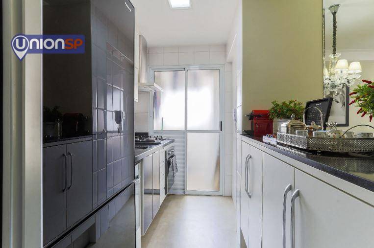 Apartamento à venda com 2 quartos, 70m² - Foto 14