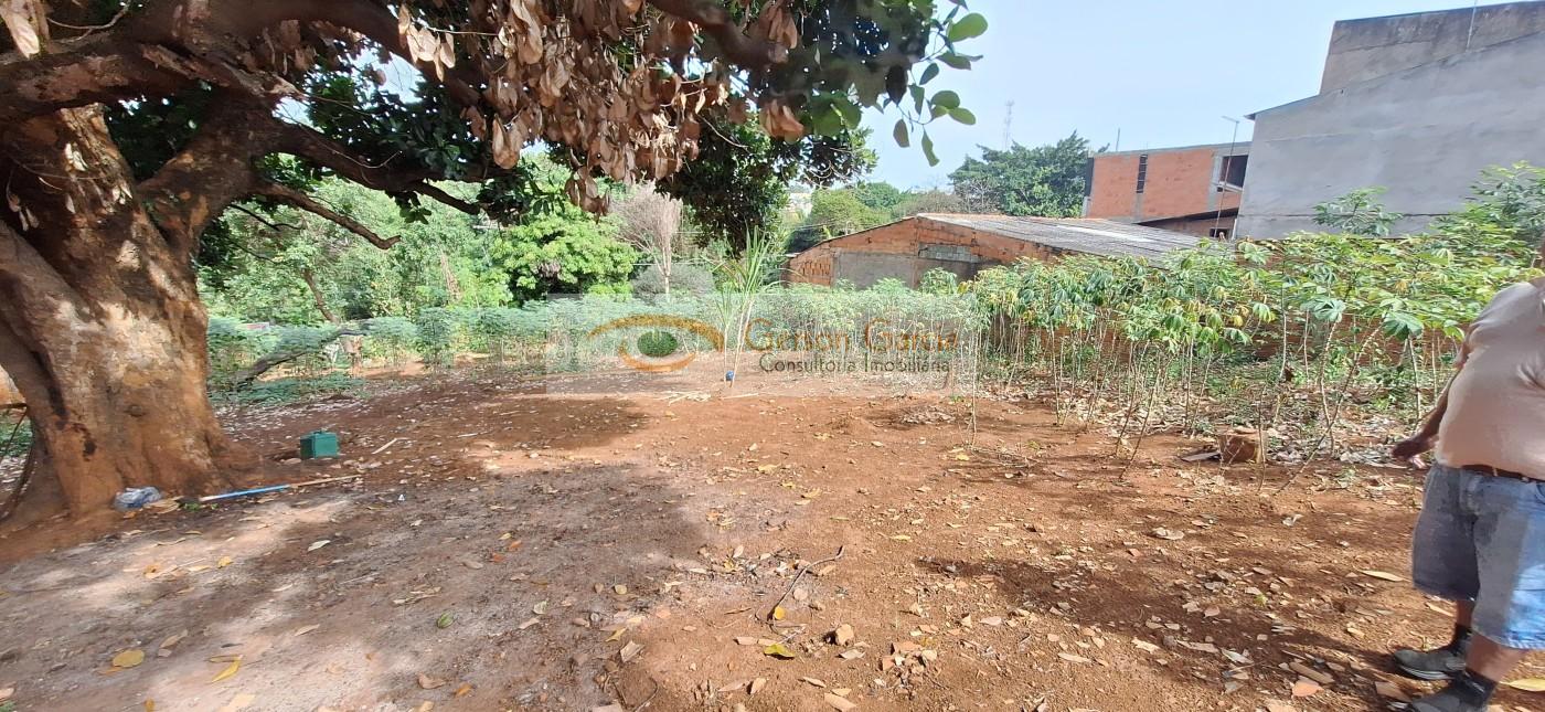 Terreno à venda, 250m² - Foto 1