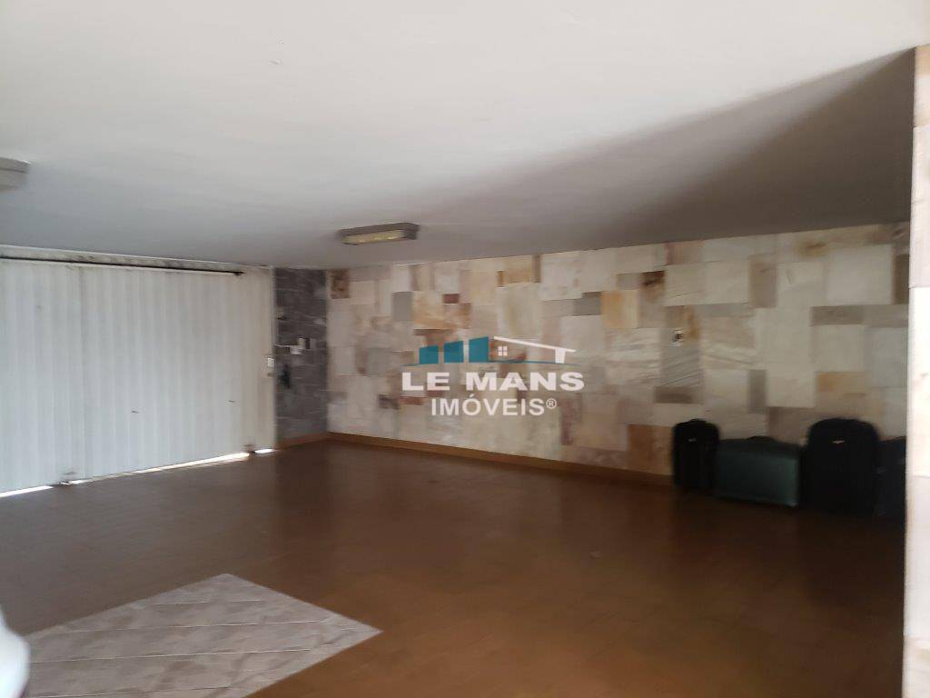 Casa à venda com 3 quartos, 400m² - Foto 16